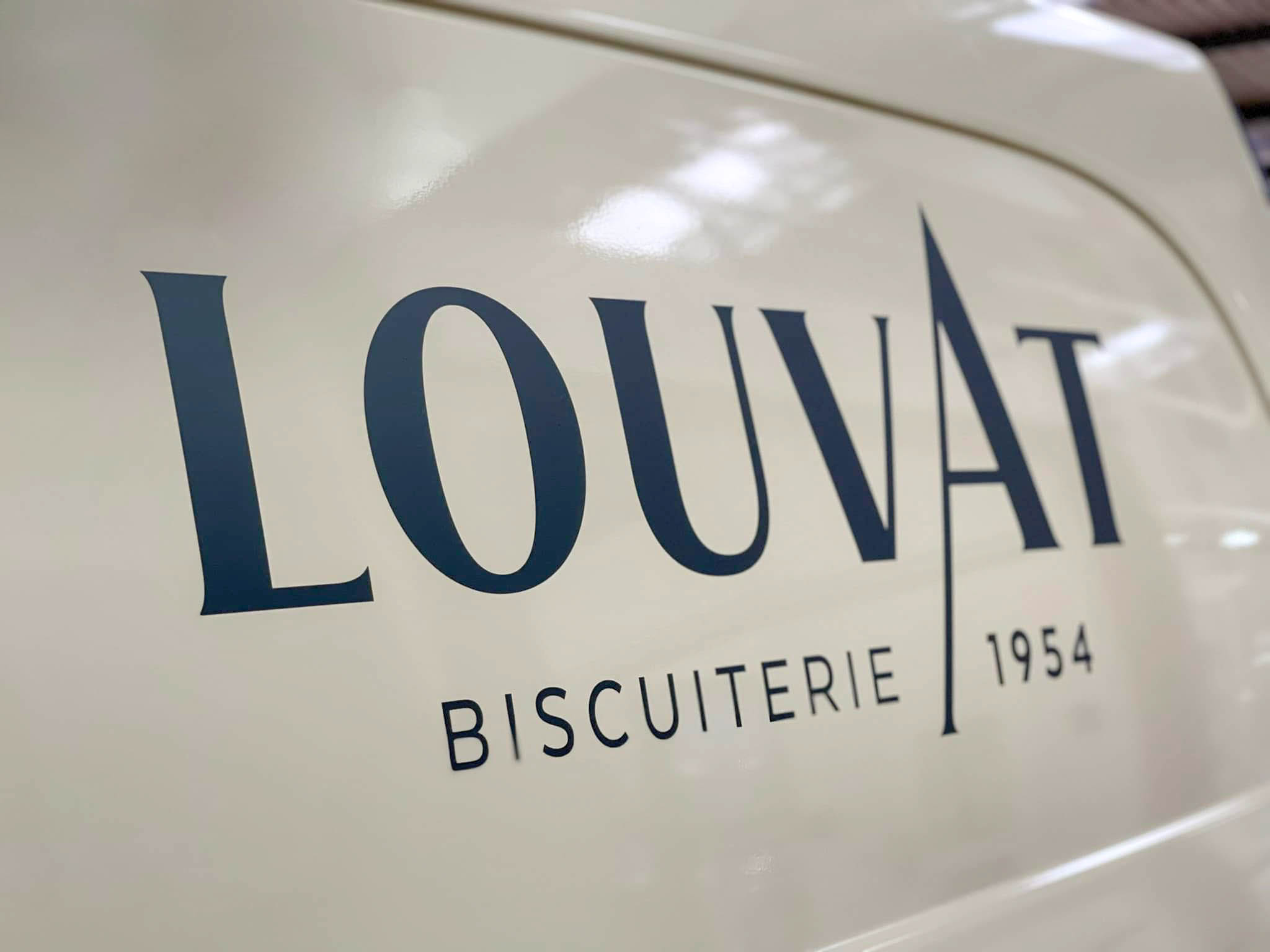 Total Covering Louvat - On Air