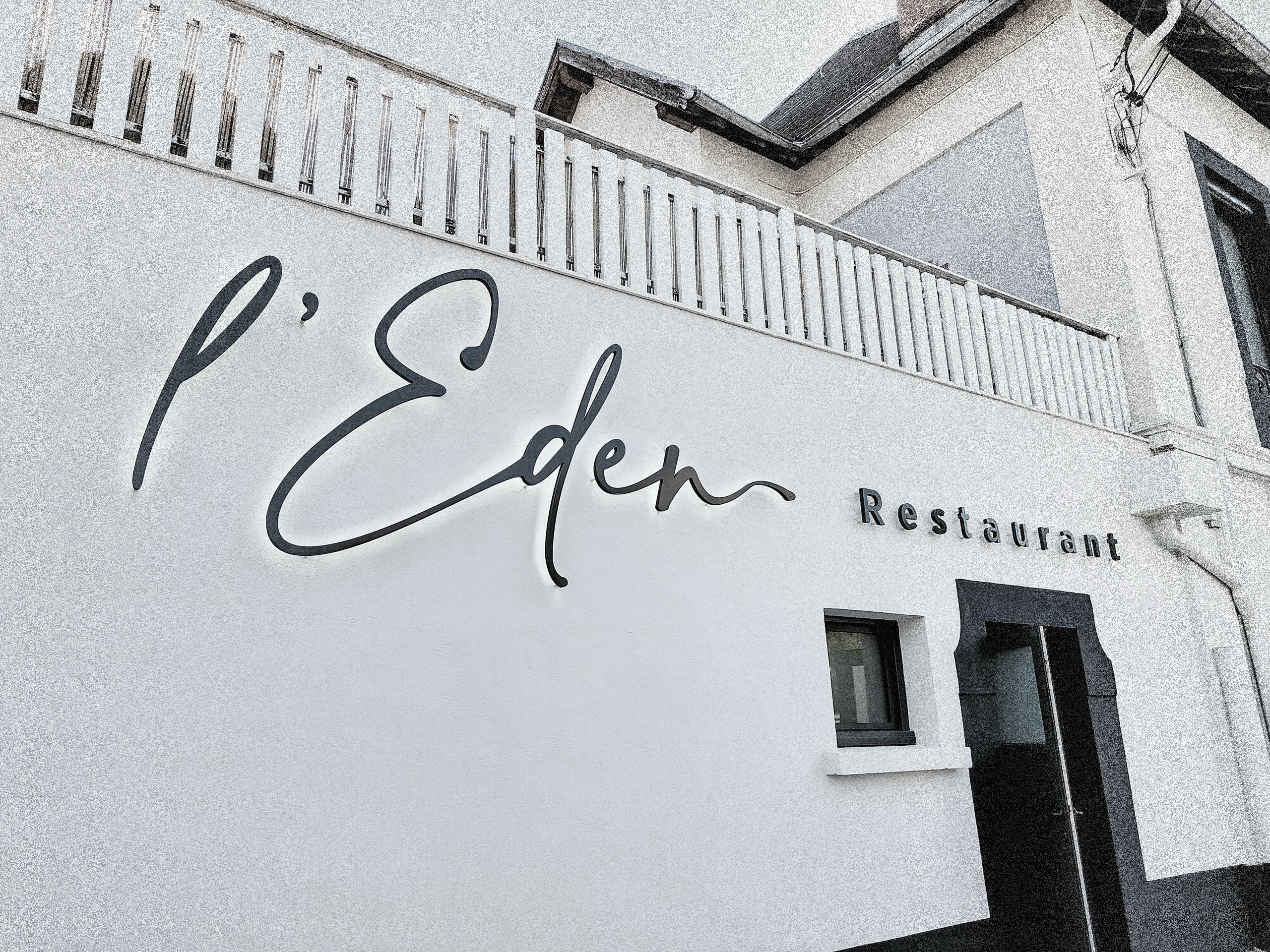 Grand Format - Enseigniste à Voiron