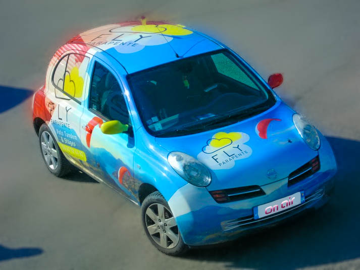 Publicité sur véhicule - Fly